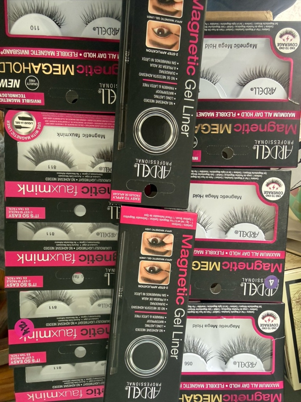 Ardell Magnetic Gel Liner & Faux Lashes - Black and Hot Pink Accents